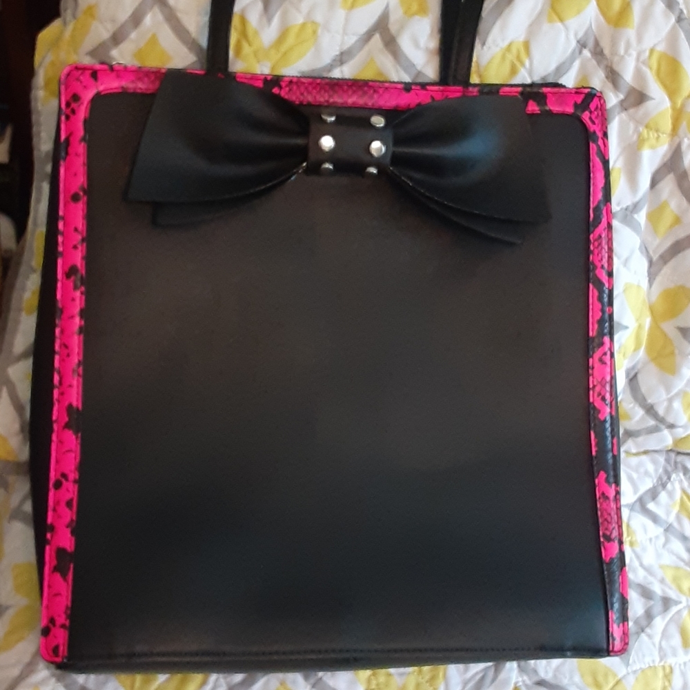 NWOT Betsey Johnson Large Structured Tote